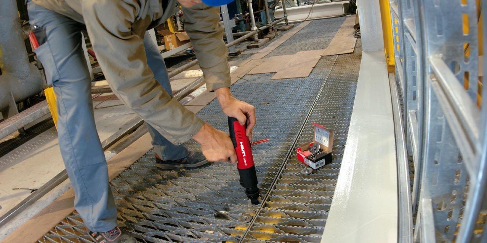 Formwork application using Hilti screw anchor.