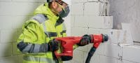 TE 500 SDS Max demolition hammer Robust SDS Max (TE-Y) demolition hammer for light-duty chiseling in concrete and masonry Applications 3