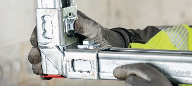 MQN-C Galvanized channel connector for joining any elements with a butterfly opening Applications 1