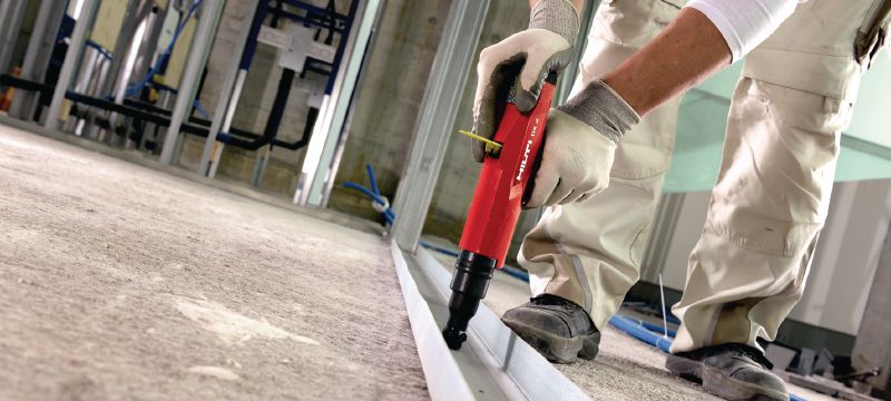 X-U P8 Steel/concrete nails High-performance single nail for fastening to concrete and steel using powder-actuated tools Applications 1