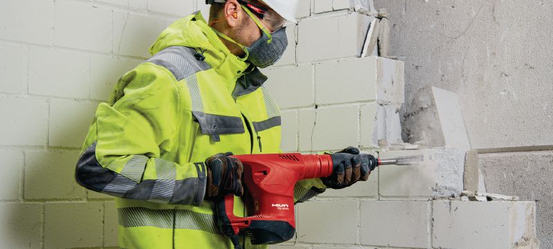 TE 500 SDS Max demolition hammer Robust SDS Max (TE-Y) demolition hammer for light-duty chiseling in concrete and masonry Applications 1